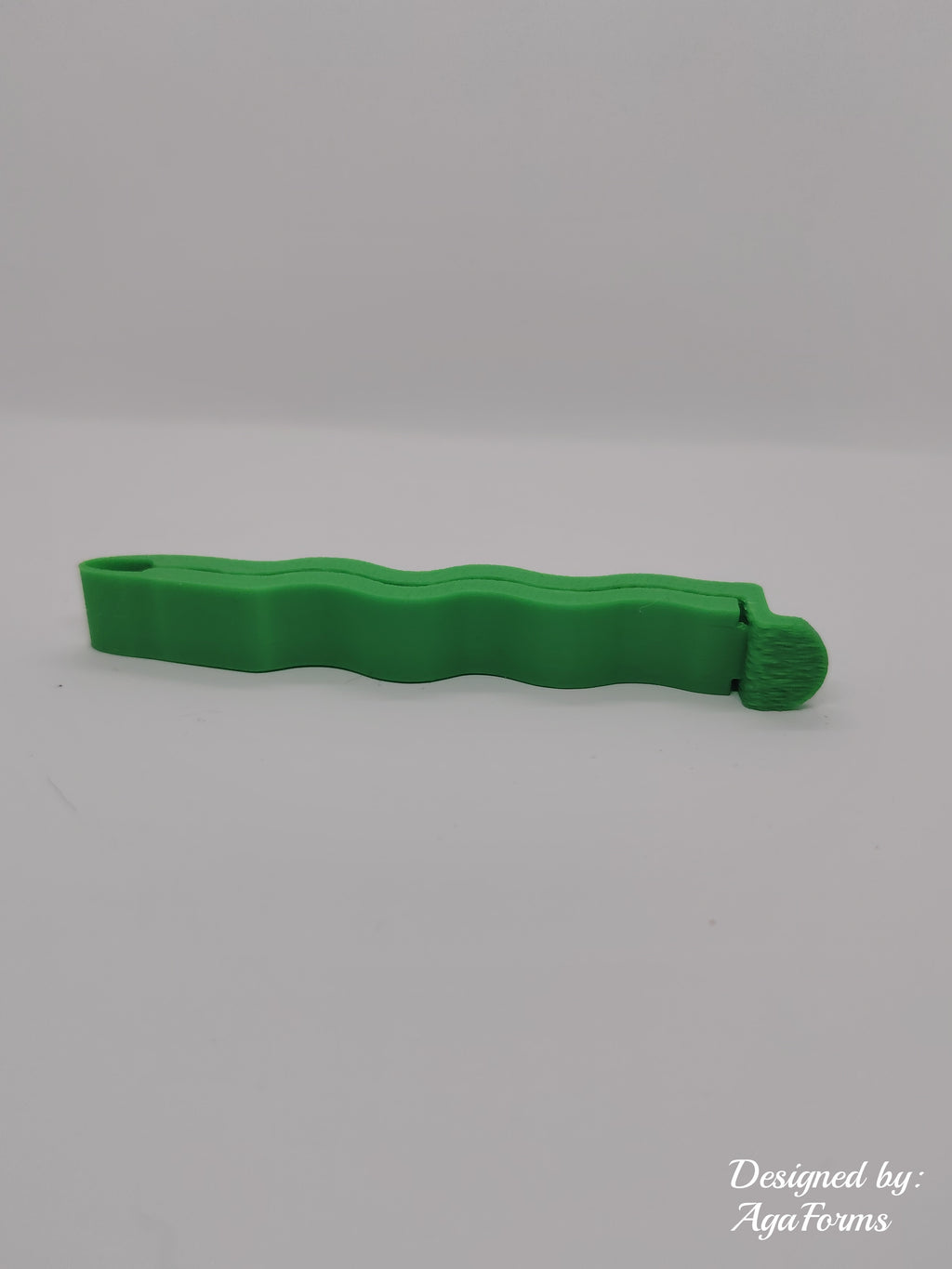 Wavy clips