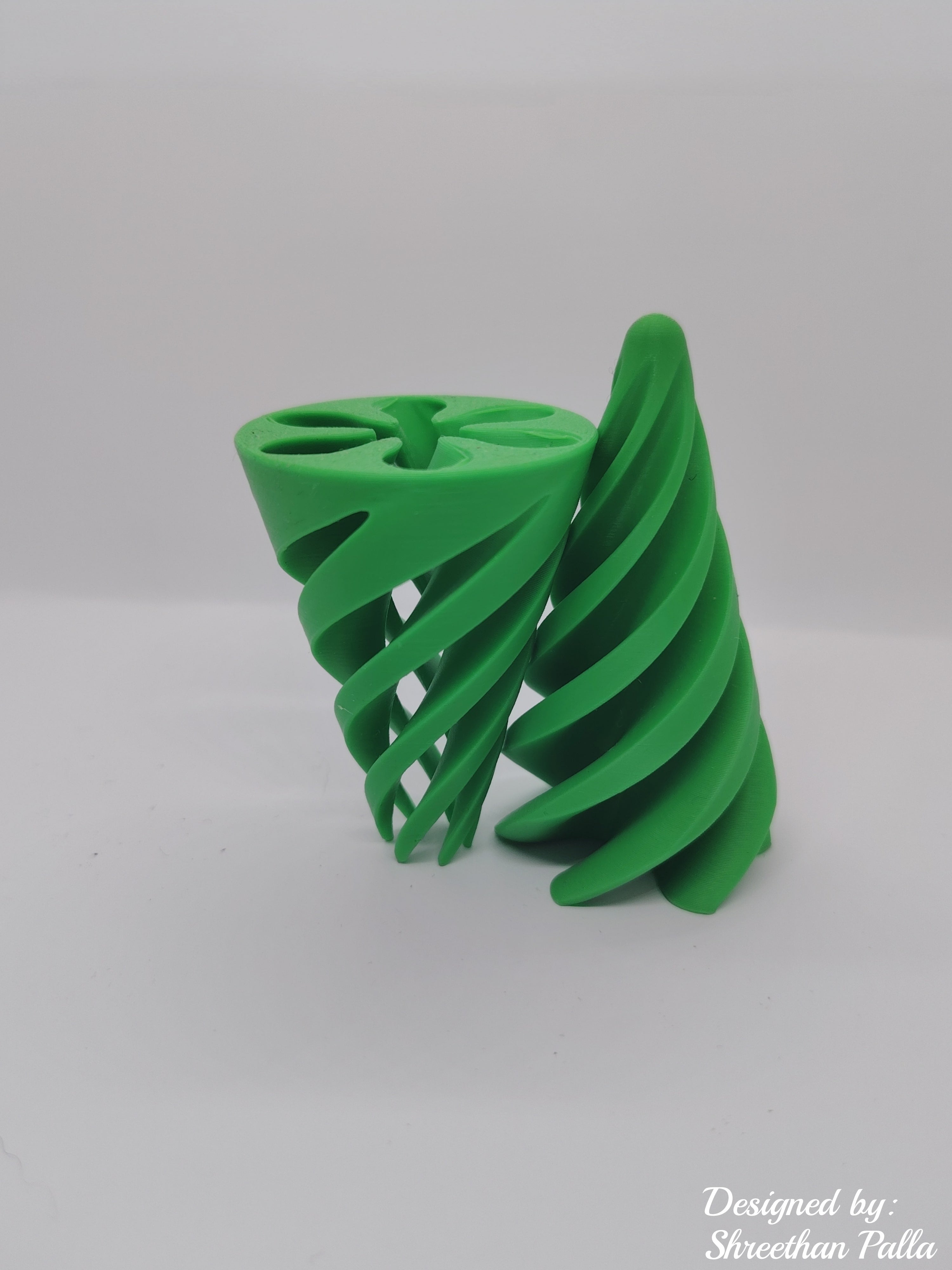 Spiral cone fidget